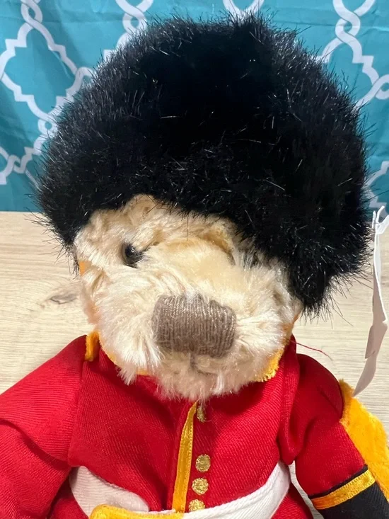 Buckingham Palace Royal Guard Plush Teddy Bear The Royal Collection - Picture 5 of 11